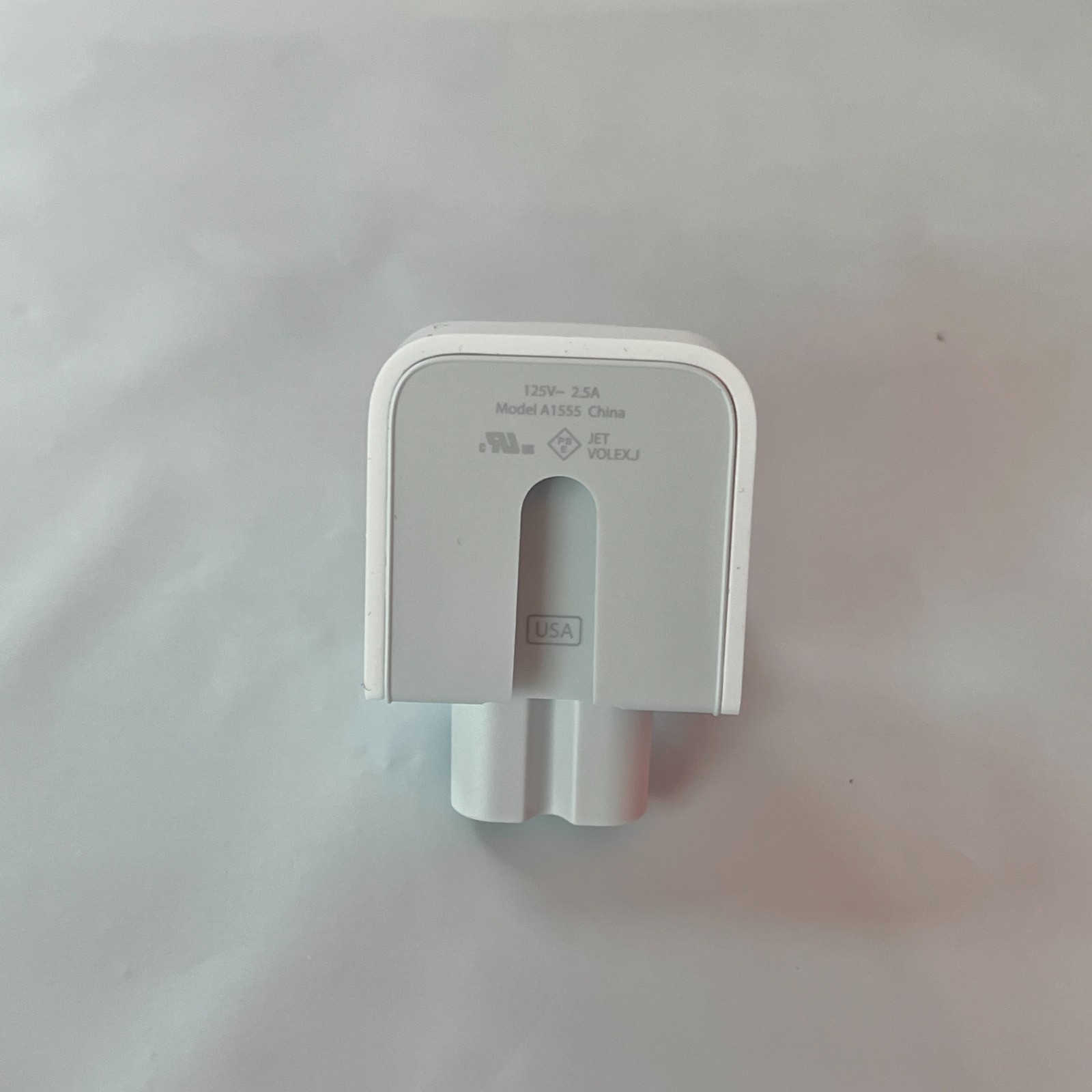 OEM Apple New! 10W USB Wall Charger & Cable A1357 for iPhone and iPad – White