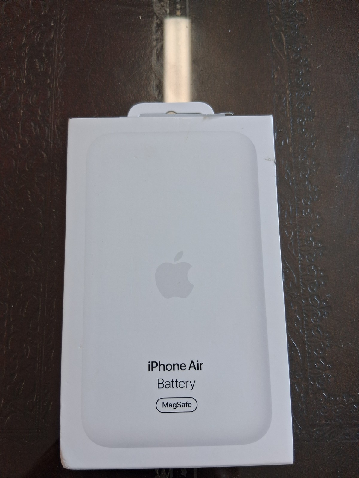 Apple MagSafe Battery Pack for iPhone, Wireless Charging, USB-C, White