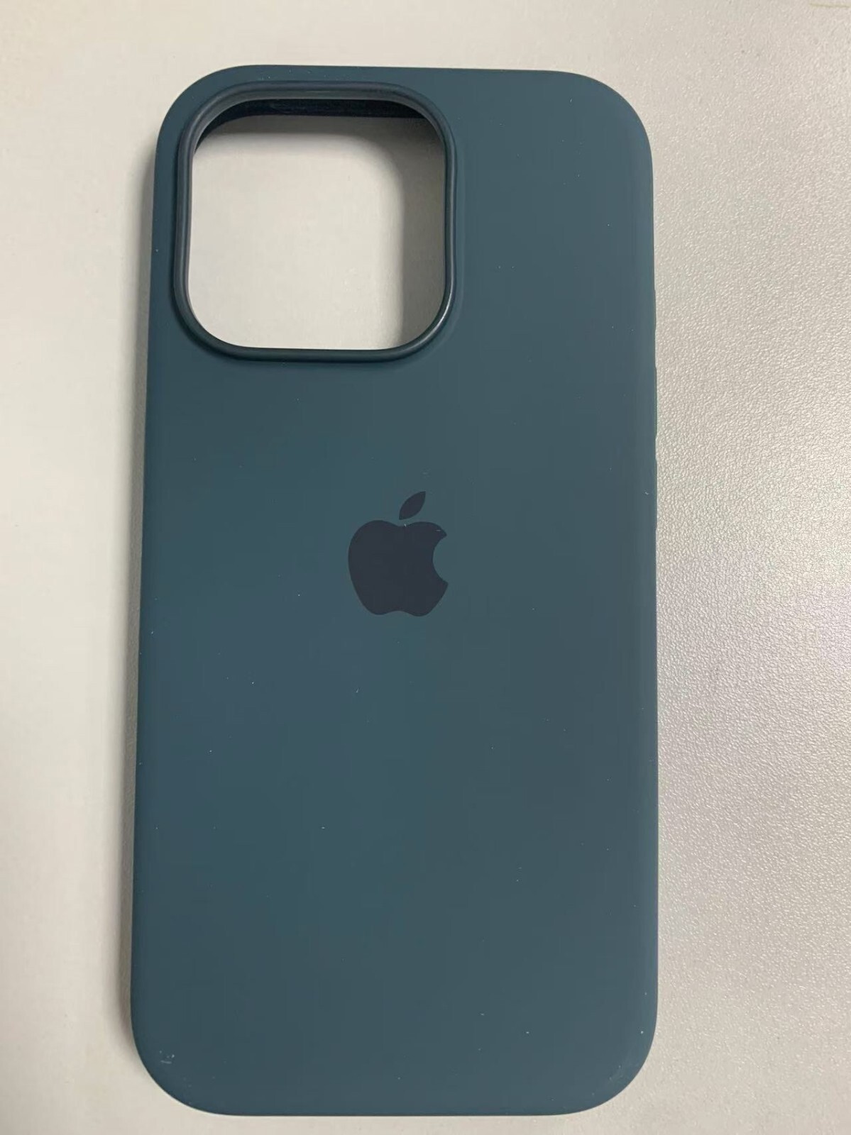 Original Silicone Soft Case with MagSafe for iPhone 16 16 Pro Max 16 Pro 16 Plus