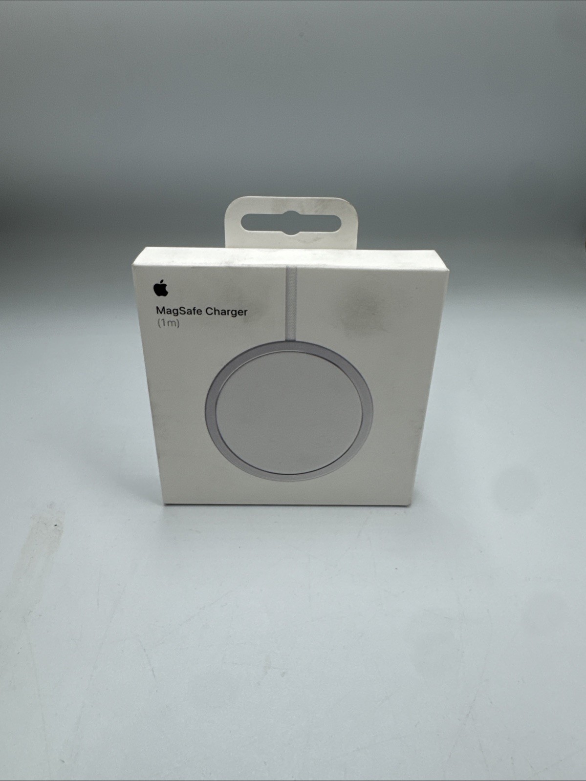 Apple MagSafe Wireless Charger 1M (A3502) MGD74LL/A – White A3502