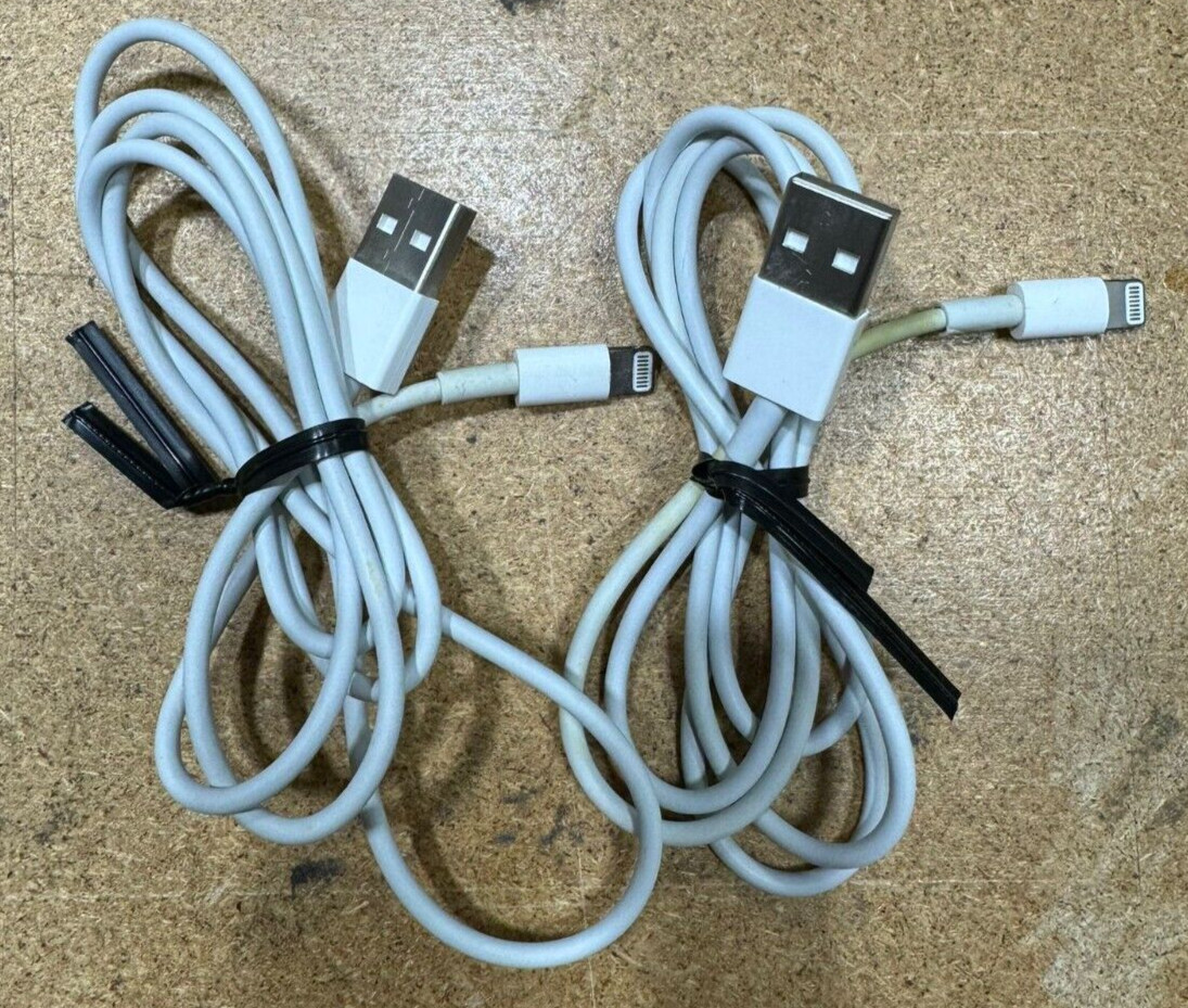 2 PACK Genuine OEM Apple iPhone Lightning to USB Cable Charger Cord 3FT Original