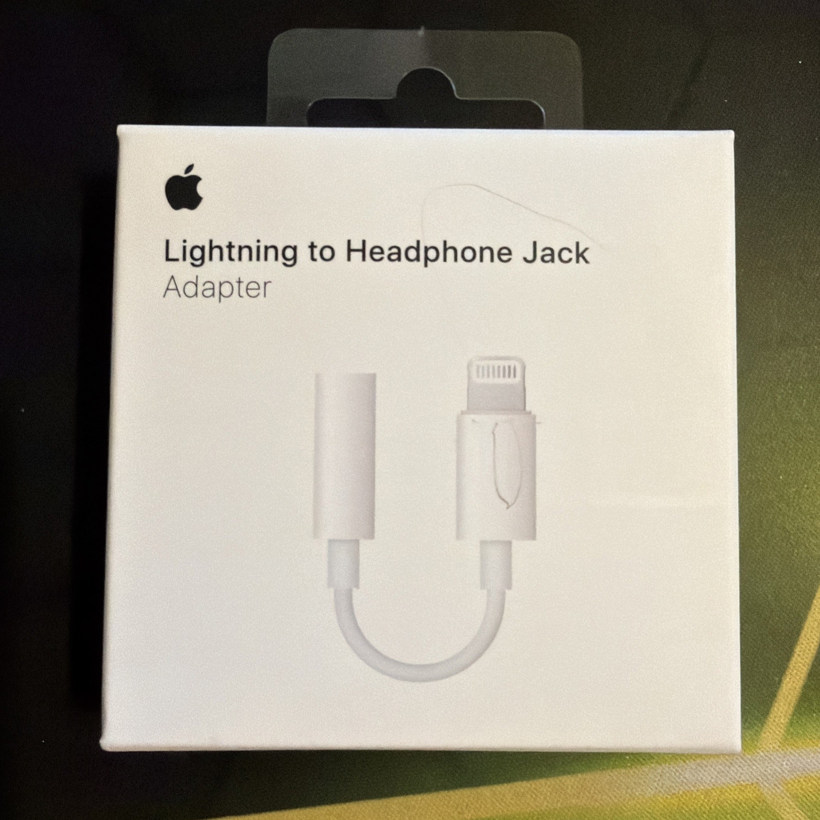 Apple Lightning to Headphone 3.5mm Jack Adapter White NEW SEALED