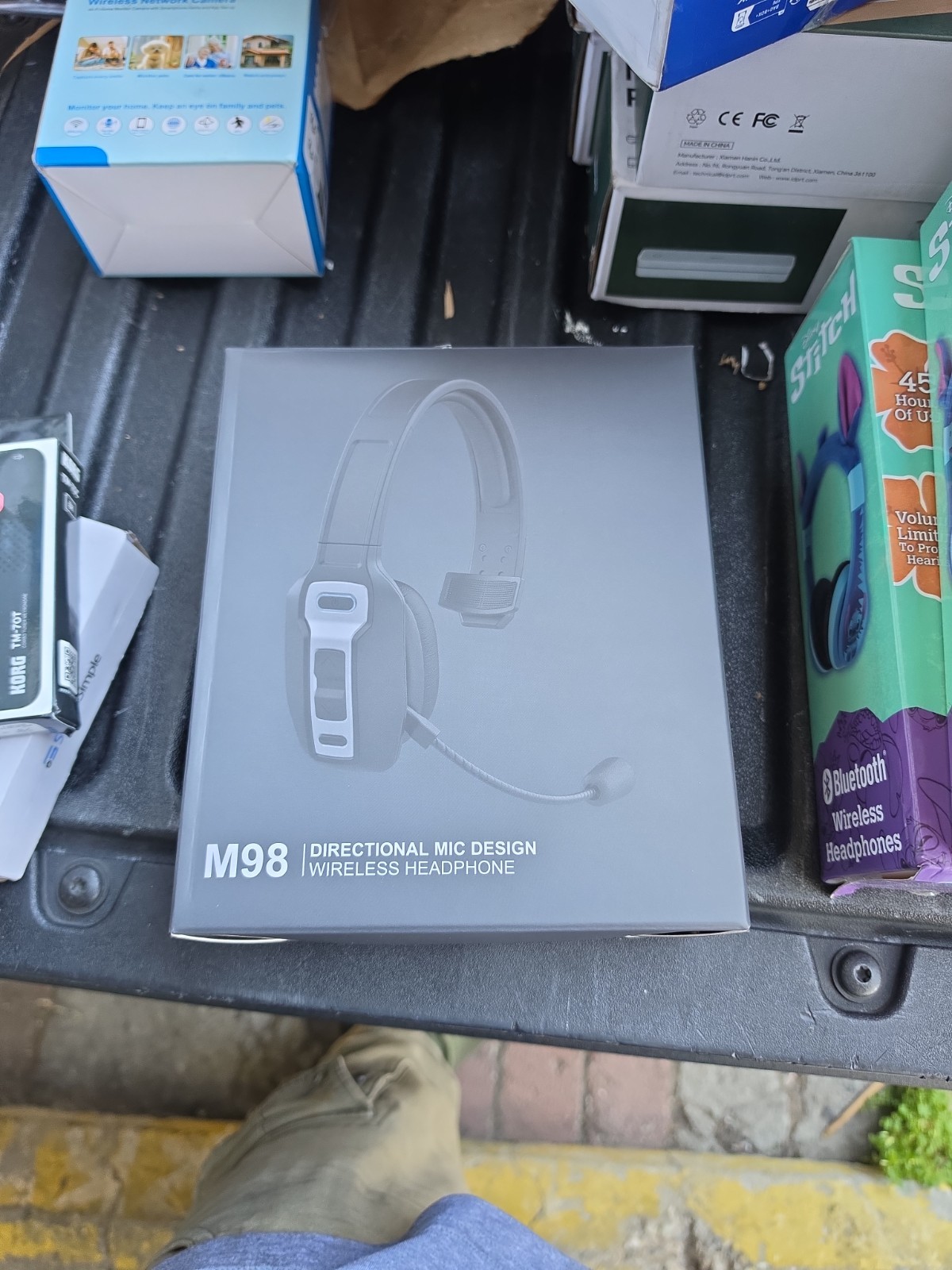 Trucker Bluetooth 5.2 Wireless Headset With Noise Cancelling Mic For Phones PC