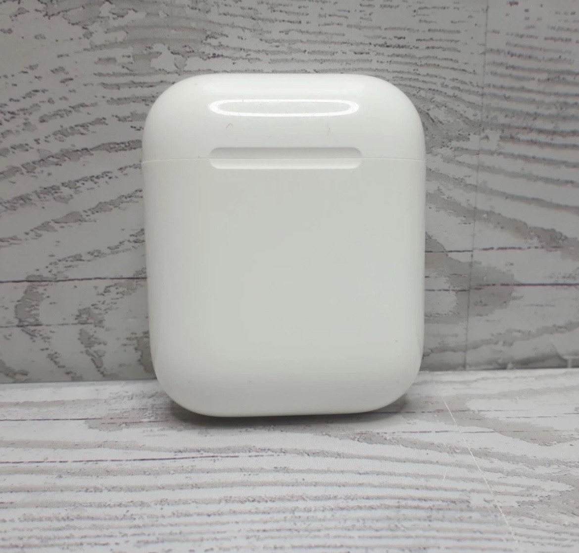 Genuine Apple AirPods 1st and 2nd Gen Replacement Charging Case – A1602