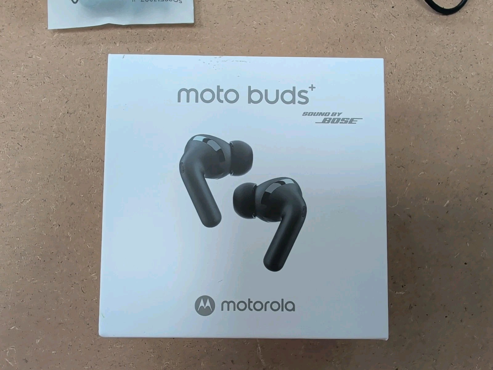 Motorola Moto Buds+ Headphones with Sound by Bose Dual Dynamic Drivers. Open BoX
