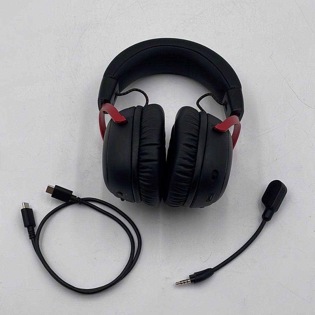 HyperX Cloud III S – Wireless Gaming Headset Black/Red – NO DONGLE