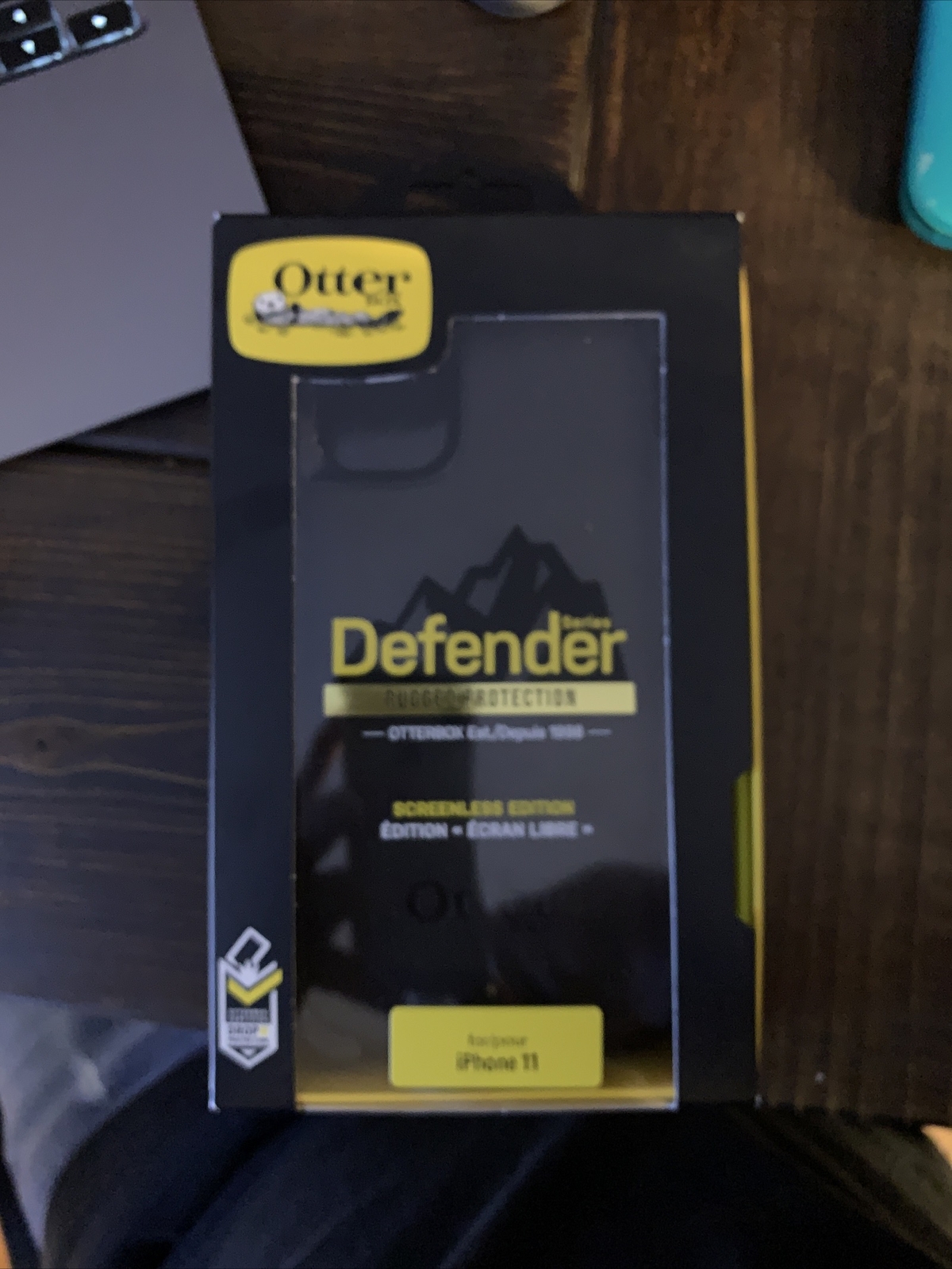 OtterBox 77-62457 Defender Holster Case for iPhone 11 – Black