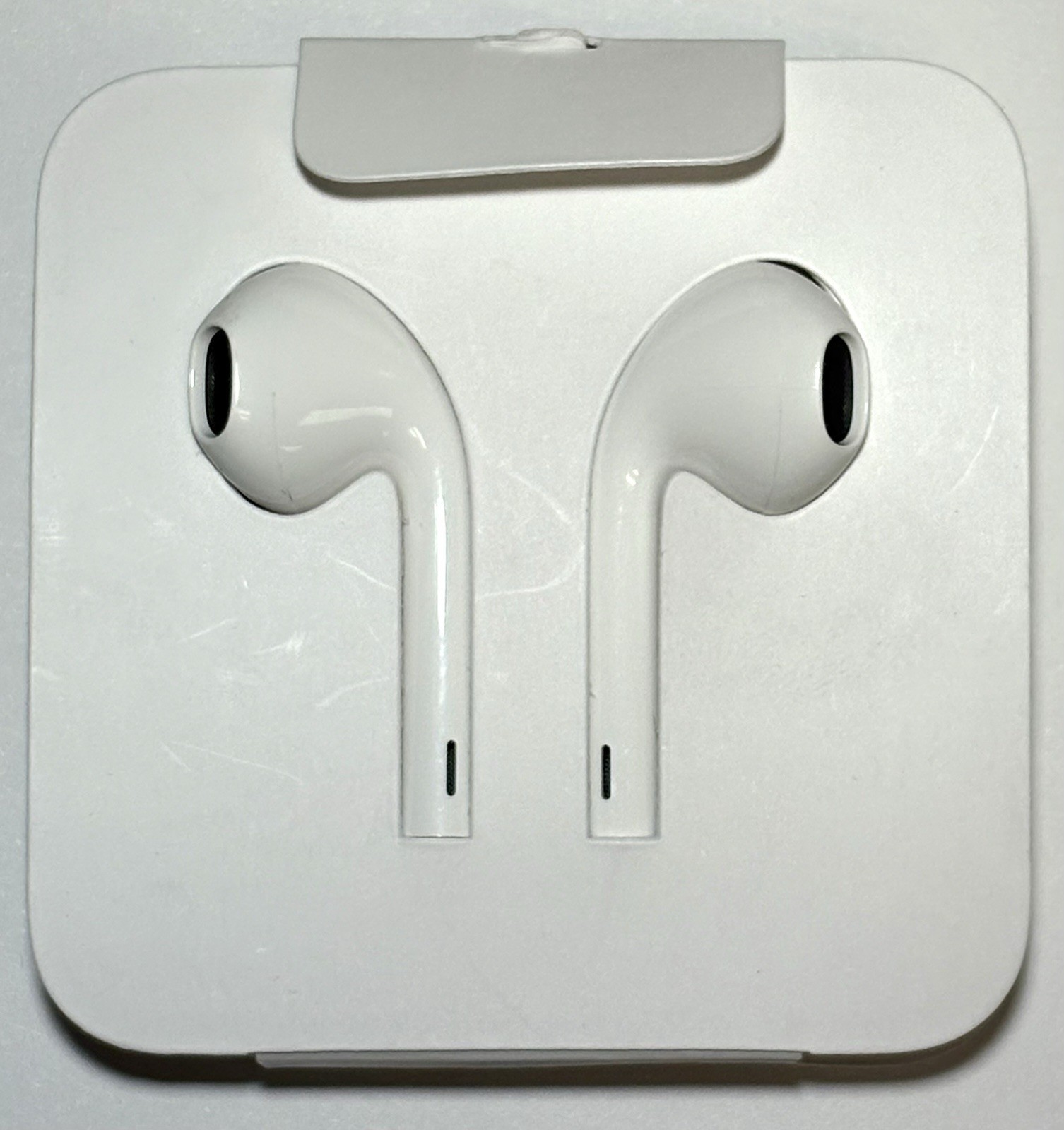 Apple Lightning Wired Earbuds with Lightning to 3.5mm Audio Jack Adapter No Case