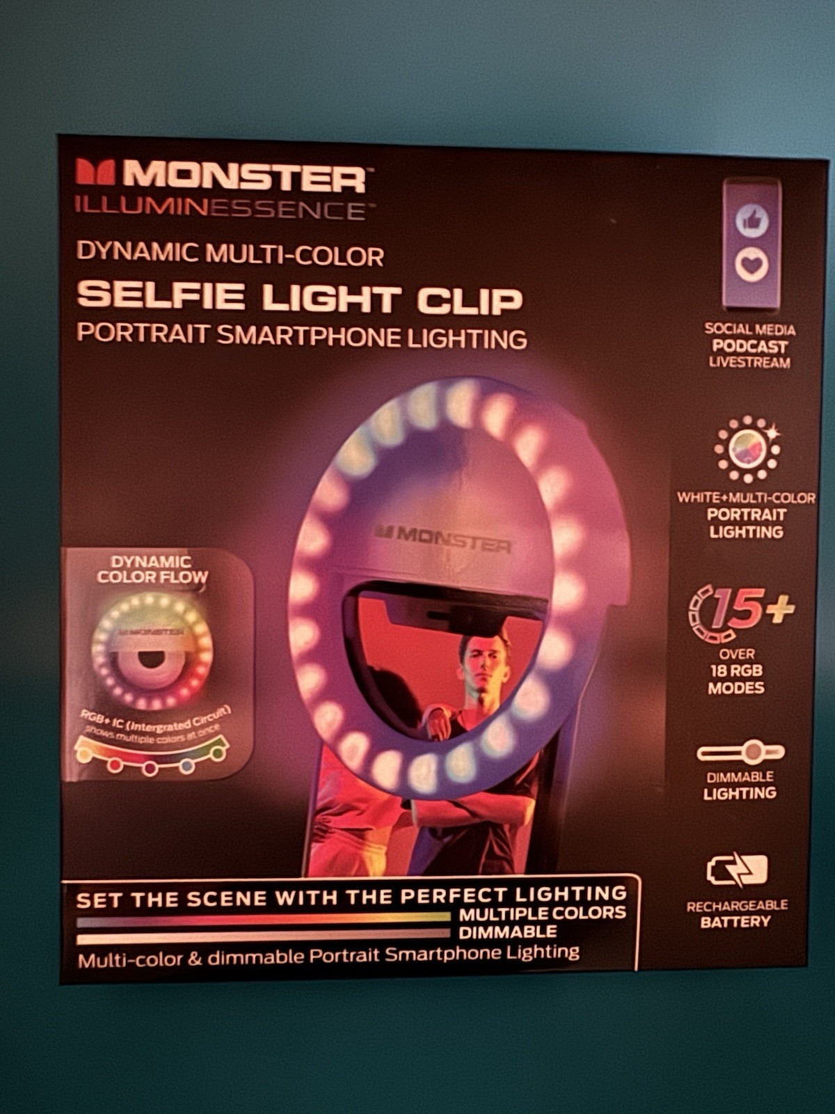 Monster Illuminessence Multi-Color Rechargeable Selfie Light Clip MSV7-1004-RGB