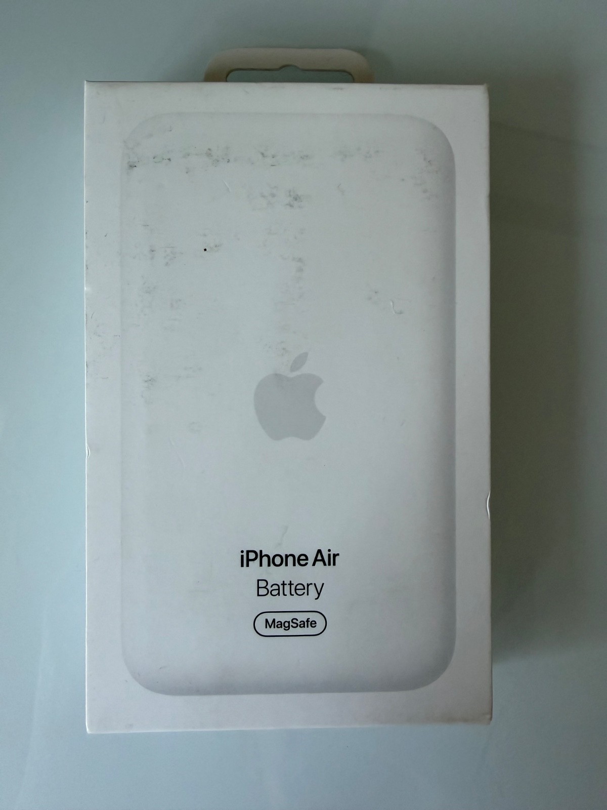 Brand New Sealed Apple iPhone Air MagSafe Battery in White (MGPG4AM/A) A3385
