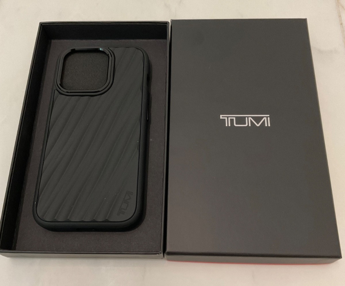 NIB Tumi 19 Degree POLYCARBONATE Apple iPhone 15 Pro Phone Case – BLACK