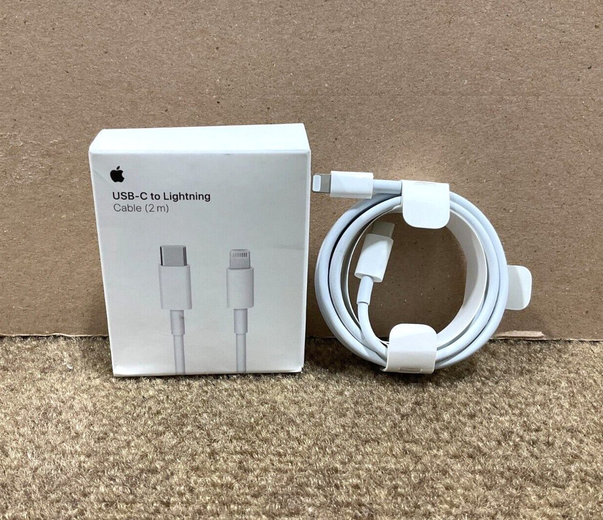 Apple Lightning to USB-C Cable 2 Meter Authentic MQGH2AM/A ✅❤️️✅❤️️ NEW