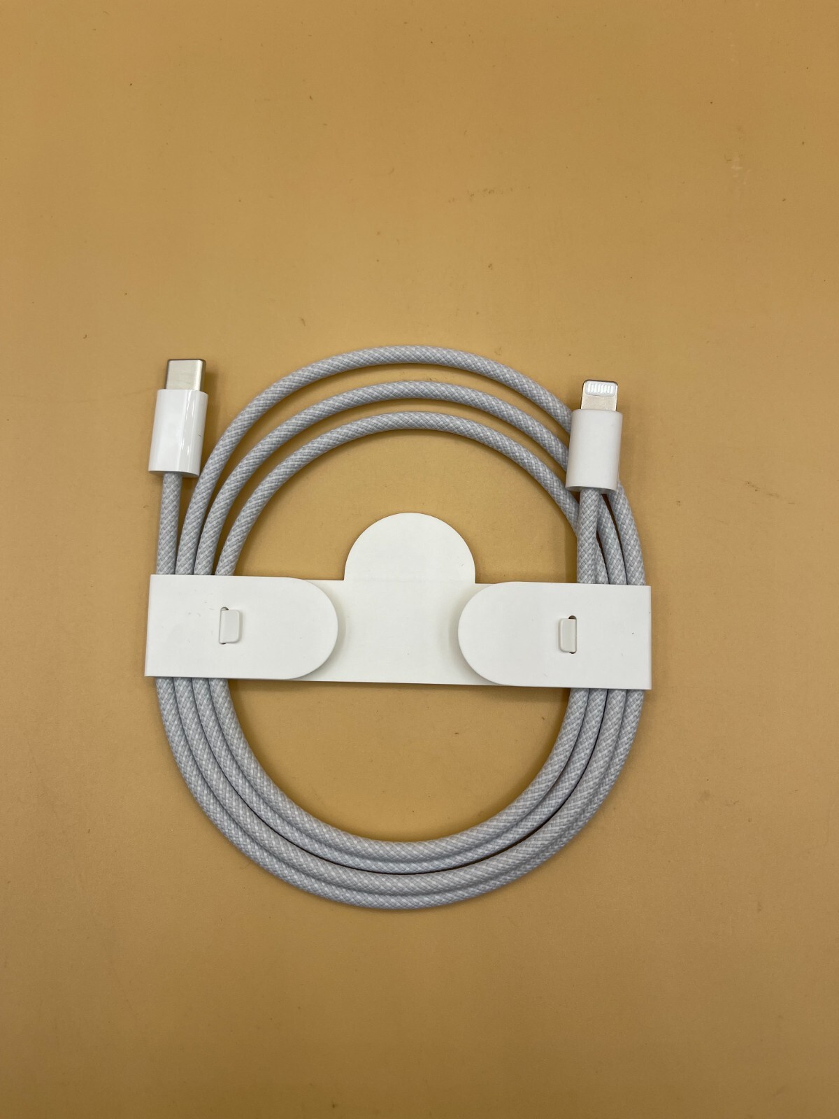 Apple 3ft. (1m) Lightning to type-C Cable – Random White/Black Genuine