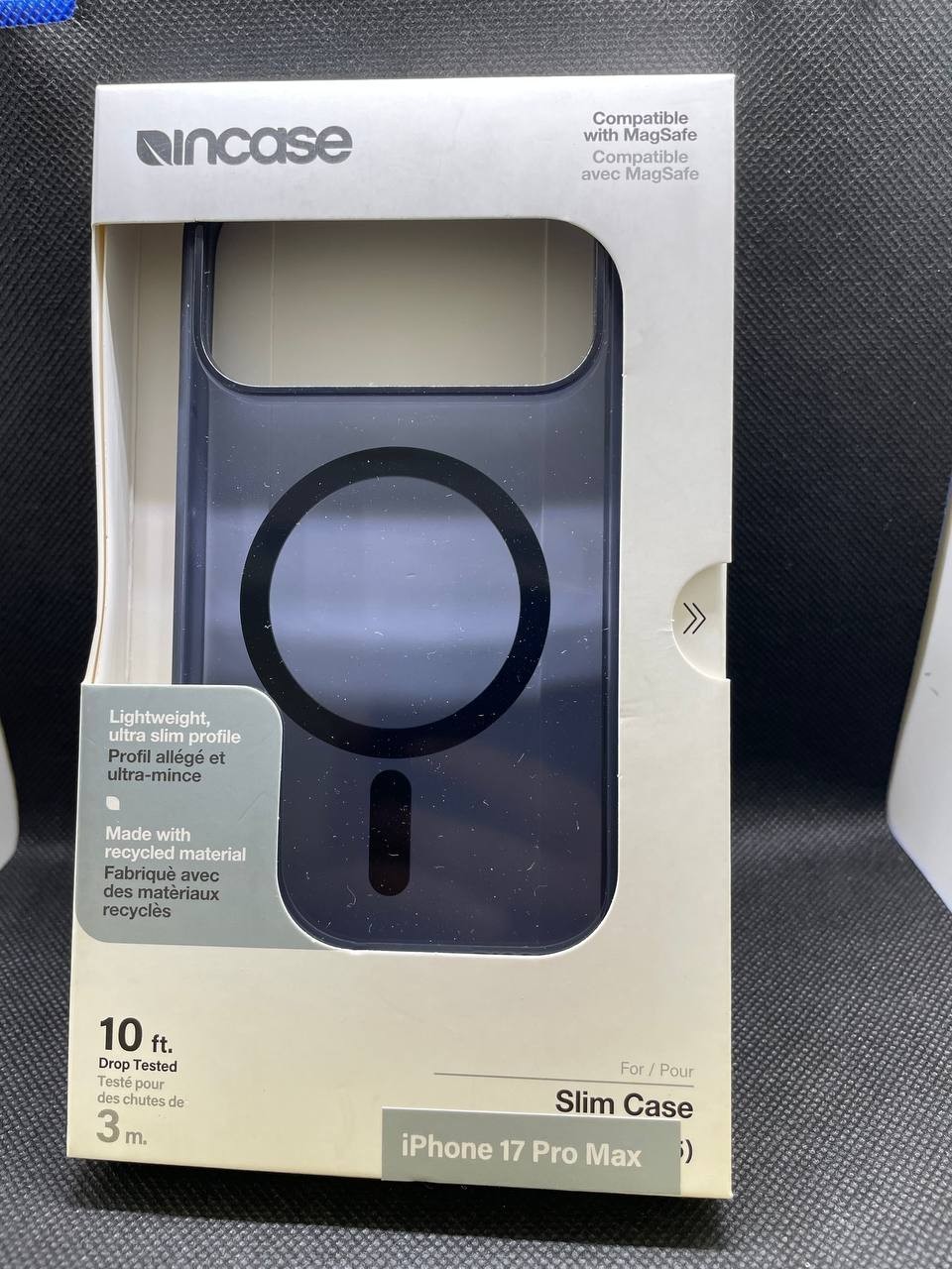 Incase Slim Case w/ MagSafe for iPhone 17 Pro Max – Deep Space Blue Translucent