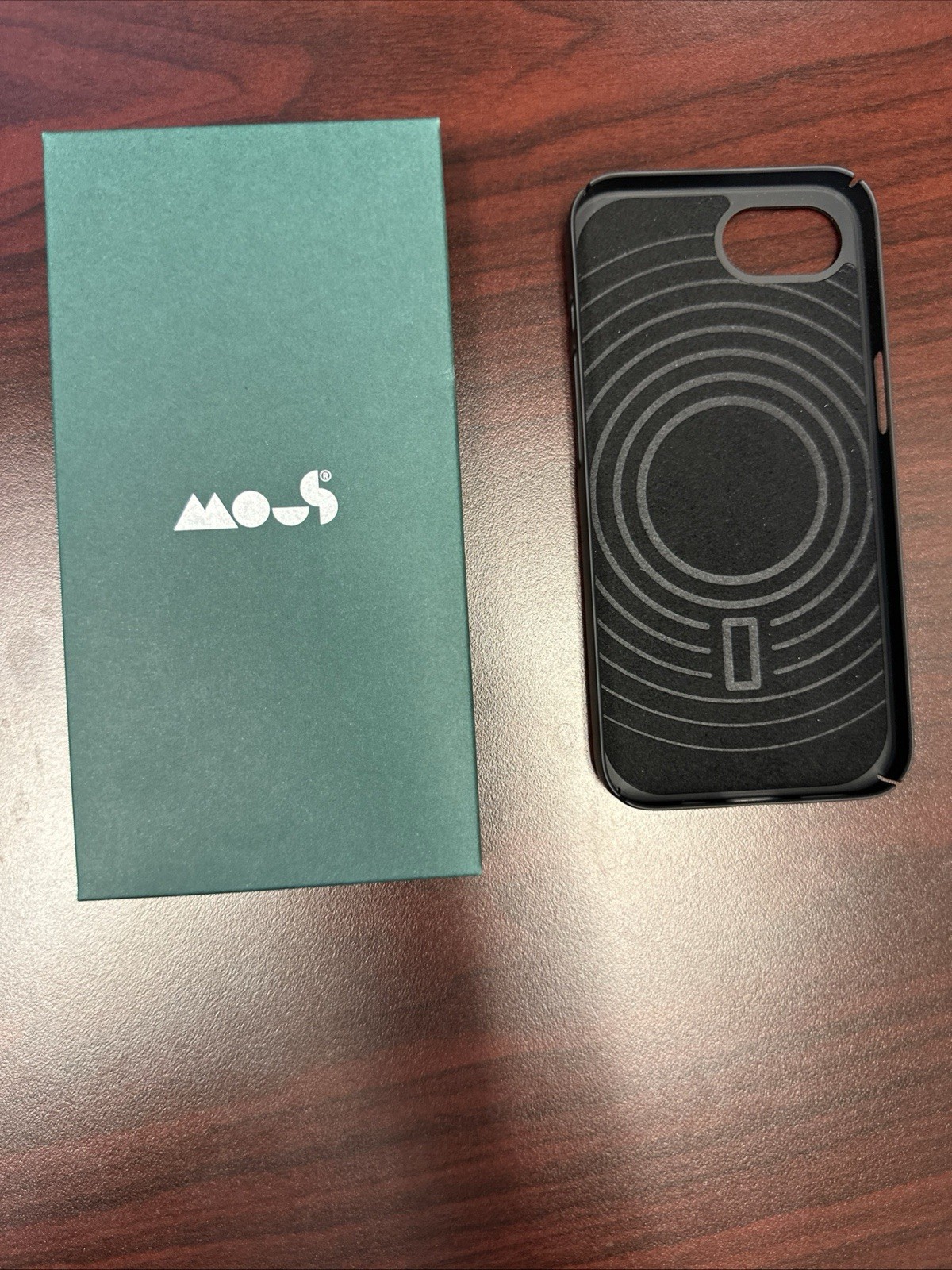 Brand New Mous iPhone 16E/17E Phone Case! Great Case In Original Packaging.